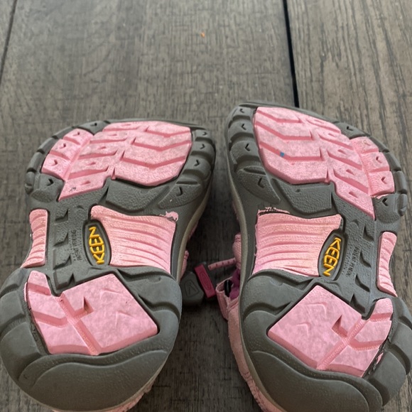 Keen toddler Newport H2 waterproof sandal shoes pink size US 8c - Picture 5 of 11